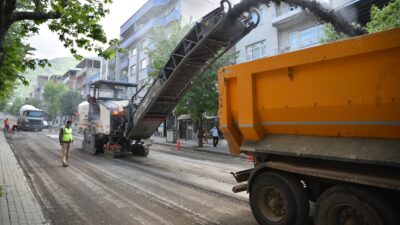 Bursa’da Profesör Tezok Caddesi sil baştan yenileniyor