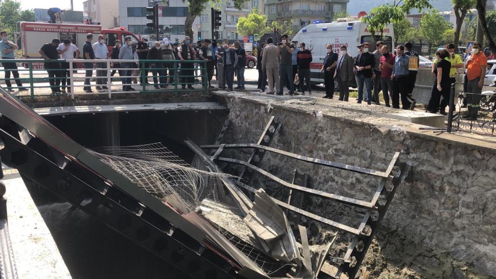 Bursa’da köprü inşaatı çöktü: 3 yaralı