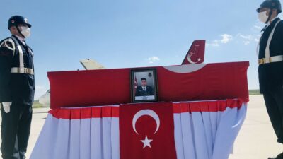 Şehit Uzman Çavuş Keleş’in naaşı Ankara’ya gönderildi