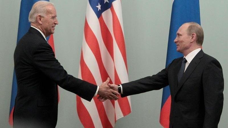 Biden, Putin ile görüşmesinde insan hakları ihlallerini gündeme getirecek