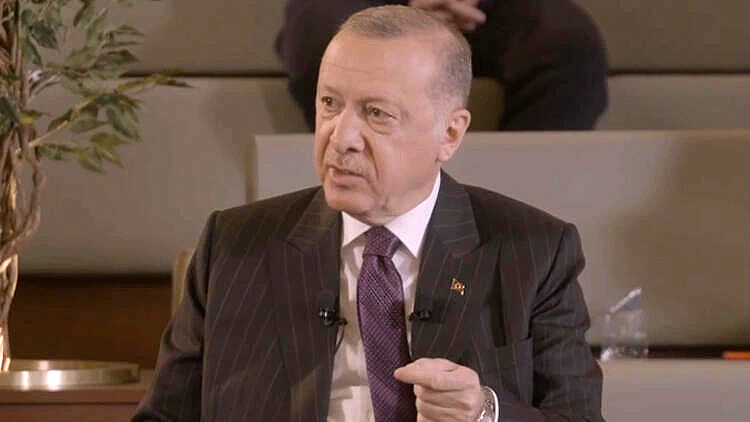 Erdoğan: FETÖ’den üst düzey ismi yakaladık