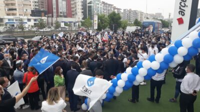 DEVA Partisi Bursa İl Başkanlığı Ali Babacan’ın katılımıyla açıldı