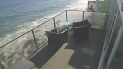 ABD’de parti yapılan evde balkon çöktü