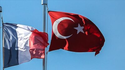 Fransa’dan Türk yolculara karantina