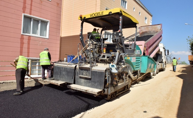 Bursa Yıldırım’da yollar yenileniyor