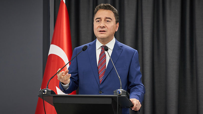 Babacan: ‘Savcılar hala harekete geçmedi’