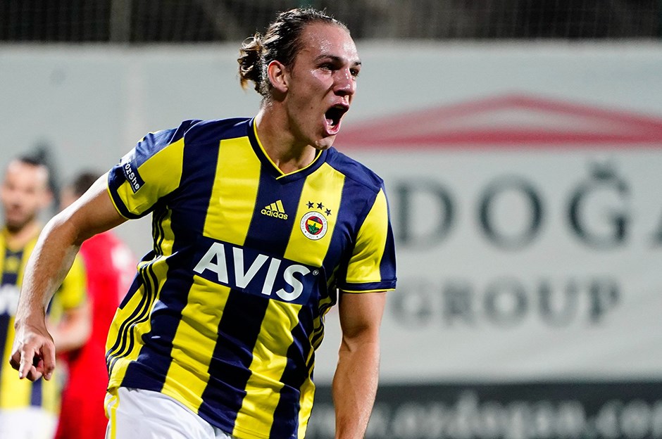 Fenerbahçe’de ayrılık Fenerbahçe’de ayrılık