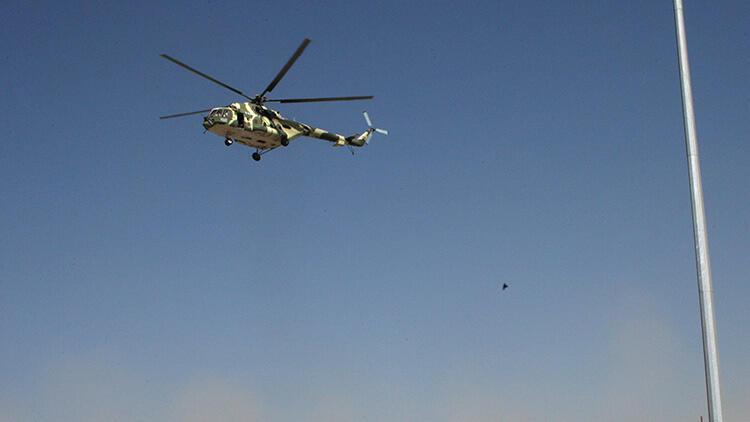 İran’da oy sandıklarını taşıyan helikopter düştü