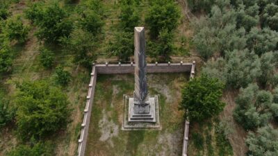 Roma dönemine ait anıt mezar 2 bin yıldır ayakta