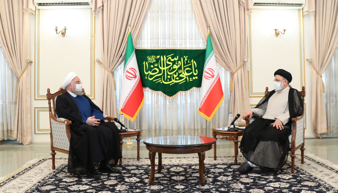 Ruhani’den yeni cumhurbaşkanı Reisi’ye ziyaret