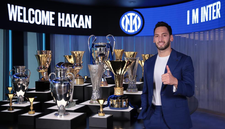 Hakan Çalhanoğlu Inter’e transfer oldu