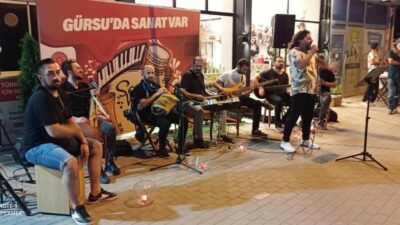 Bursa’da sokak konserlerine yoğun ilgi