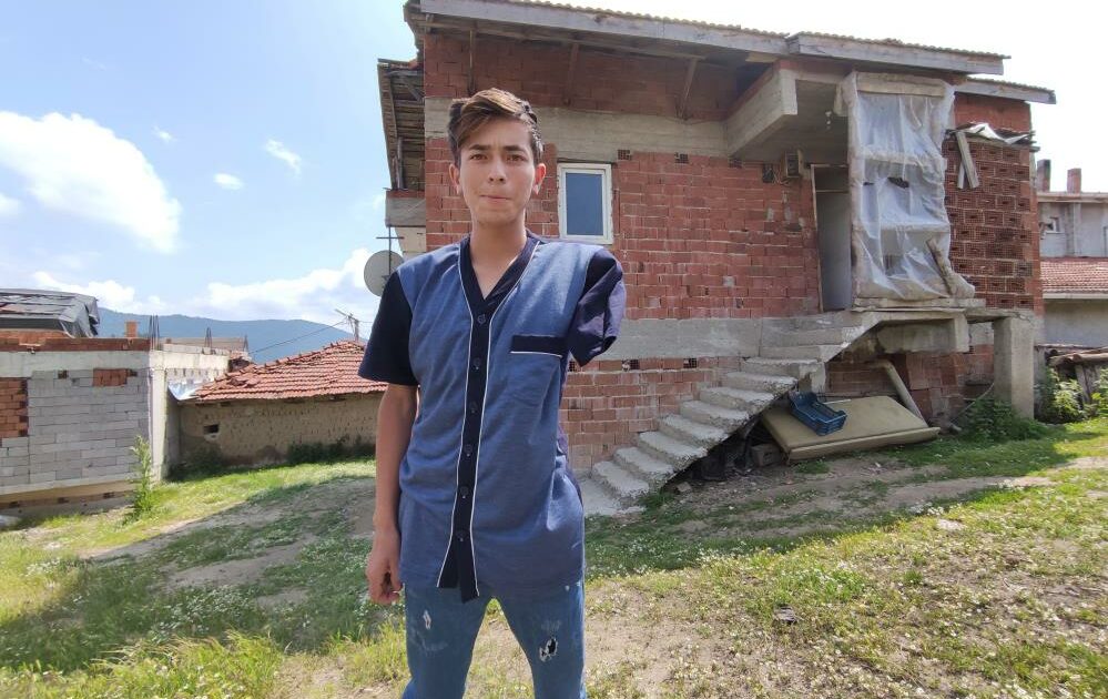 Bursa’da genç yaşında kaybettiği kolu için adalet istiyor