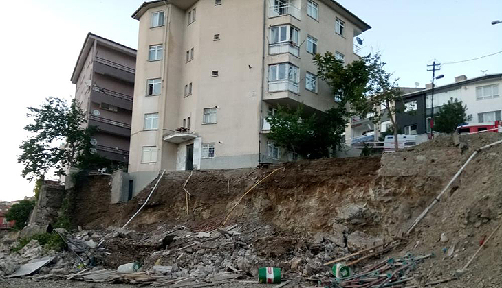 Ankara’da toprak kayması! Binalar boşaltıldı…