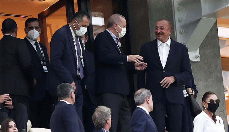 Cumhurbaşkanı Erdoğan tribünde…