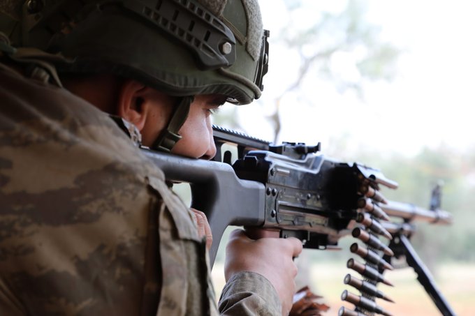 PKK’da çözülme devam ediyor: 5 terörist daha teslim oldu