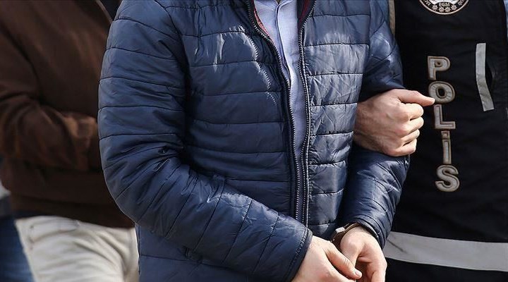 FETÖ’nün, KPSS çalışma evlerinden sorumlu müdürü yakalandı FETÖ’nün, KPSS çalışma evlerinden sorumlu müdürü yakalandı