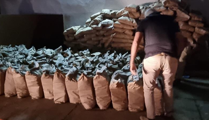 Paraguay’da şeker çuvallarının içine gizlenmiş 3 bin 416 kilo kokain ele geçirildi
