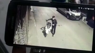 Bursa’da saniyelik soygun! Motosikleti çaldı…