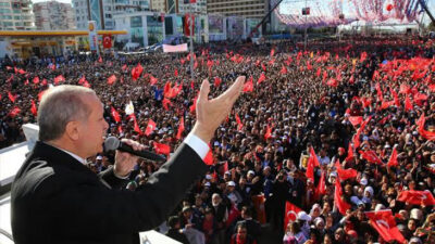 Diyarbakır Cumhurbaşkanı Erdoğan’ı bekliyor