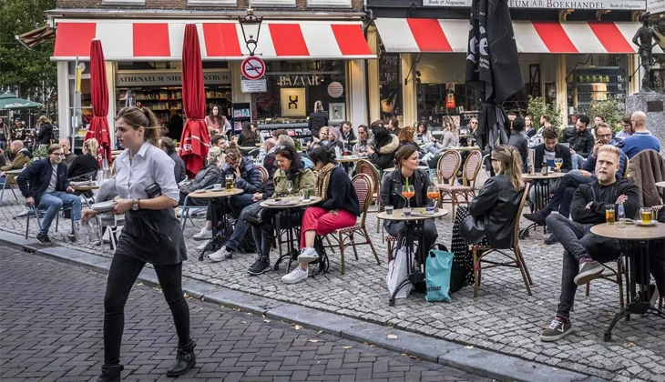 Hollanda’da vakalar arttı, tedbirler yeniden sıkılaştırıldı