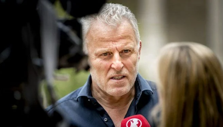 Hollandalı ünlü gazeteci Peter R. de Vries hayatını kaybetti