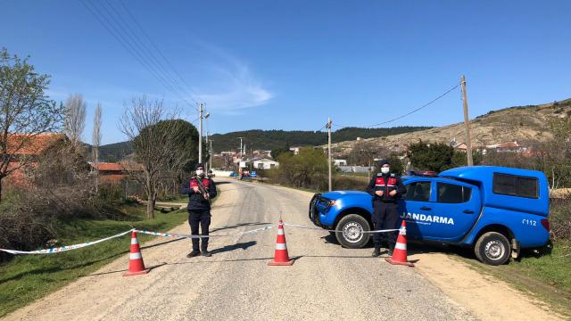 Kastamonu’da bir mahalle karantinaya alındı Kastamonu’da bir mahalle karantinaya alındı