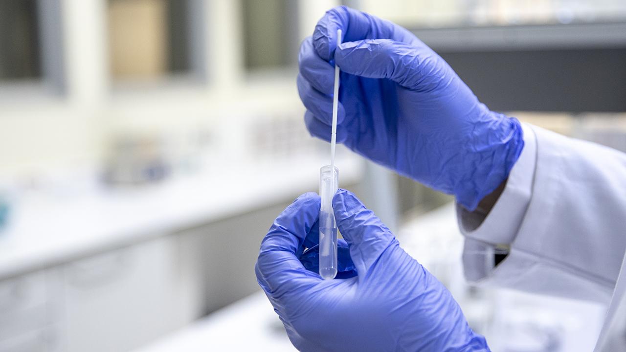 KKTC’de aşısız kişilerin PCR testleri ücretli olacak
