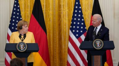 Biden ile Merkel arasında kritik görüşme