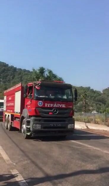 Bursa Büyükşehir ekipleri yangın bölgesinden alkışlarla uğurlandı