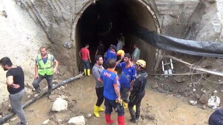 Erzurum’da sel sularına kapılan işçi bulunamadı