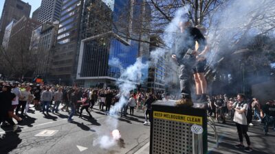 Avustralya’da Covid 19 protestolarına polis müdahalesi
