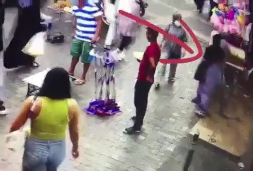 Bursa’da Kapalıçarşı’da şok soygun! 300 gram altın çaldılar… Bursa’da Kapalıçarşı’da şok soygun! 300 gram altın çaldılar…