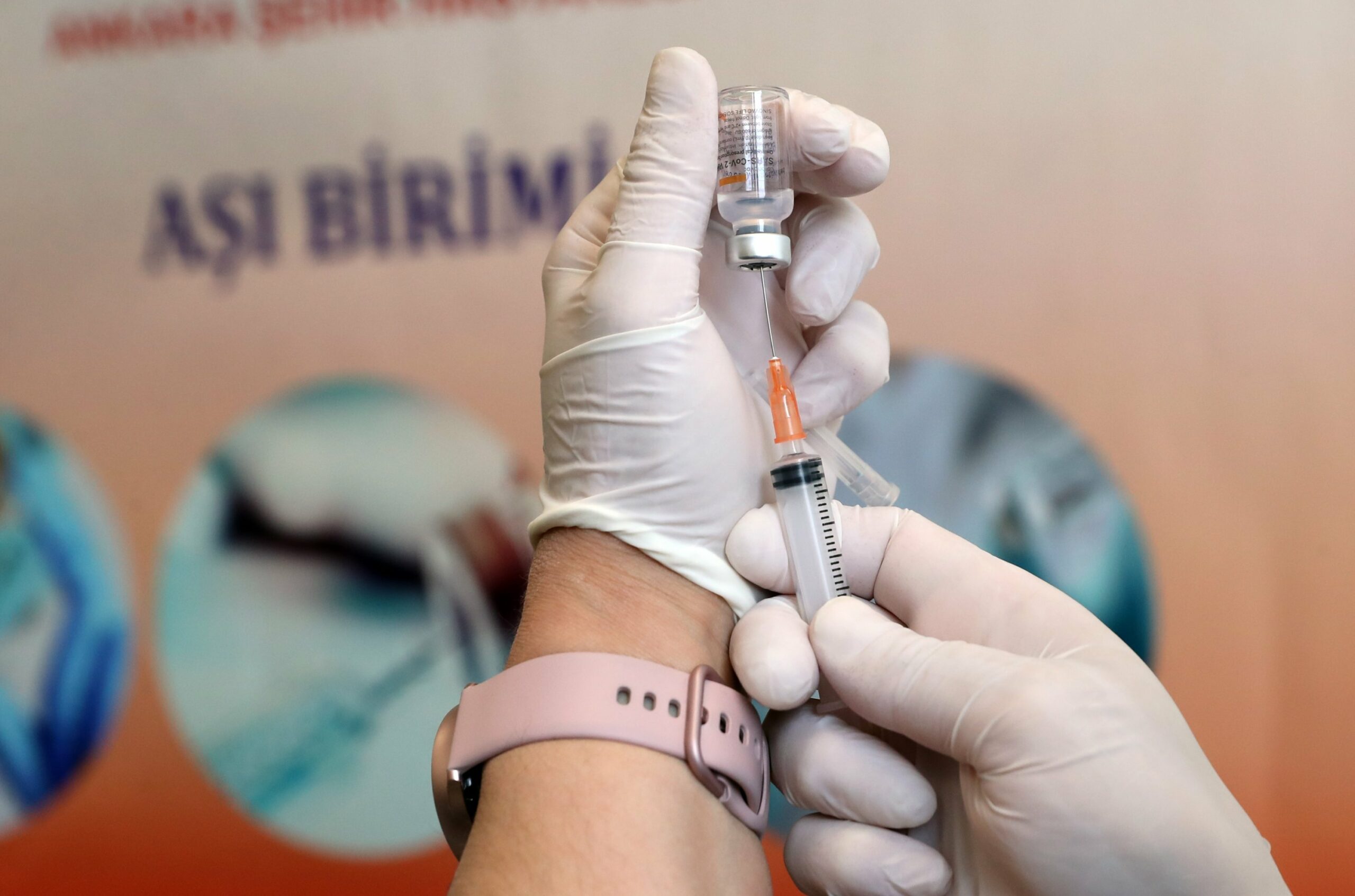 Önümüzdeki pik, aşı olmayanların pandemisi olacak