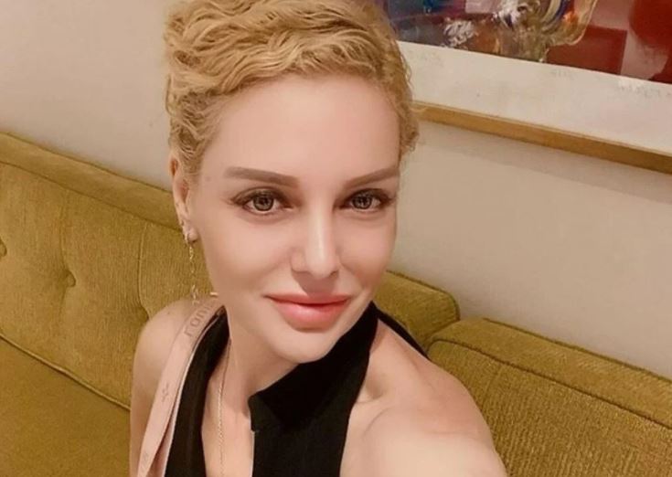 İpek Açar’dan Kayahan’ın kızı Beste Açar’a tepki