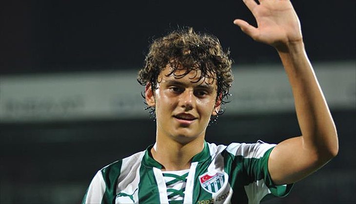 Enes Ünal’dan Bursaspor’a vefa