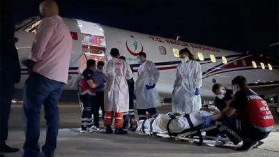Lübnan’daki patlamada yaralanan 4 kişi ambulans uçakla Türkiye’ye gönderildi