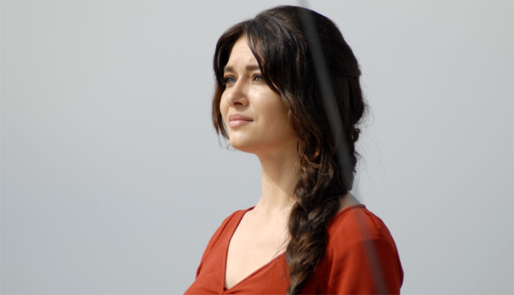 Nurgül Yeşilçay yeni imajına alıştı