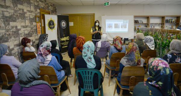 Diyarbakırlı annelere narkotik eğitimi