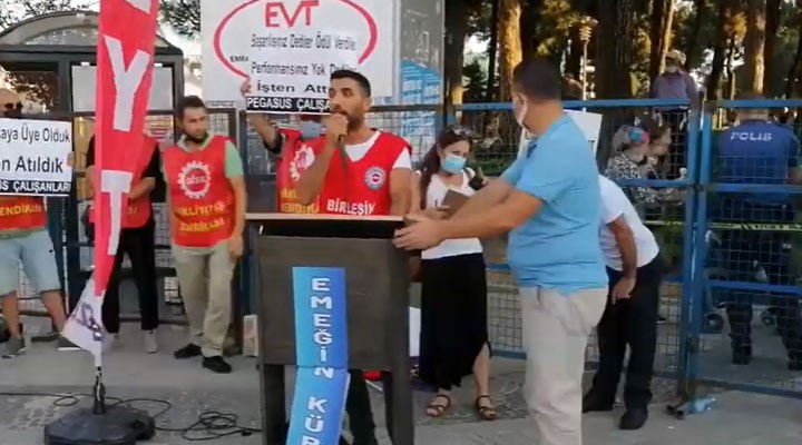 ‘Emeğin Kürsüsü’ kuruldu: ‘İşçiler, EYT’liler bir araya gelince kazanırız…’