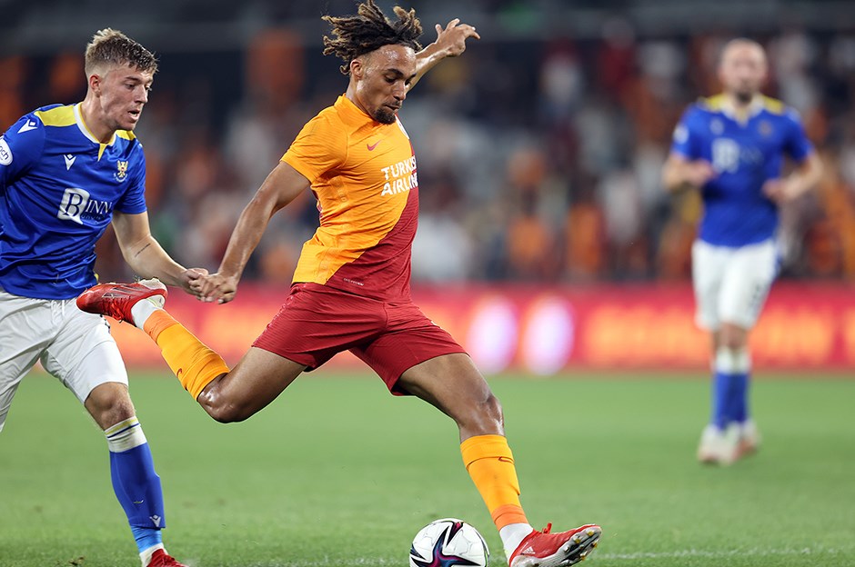 Galatasaray’da Sacha Boey müjdesi