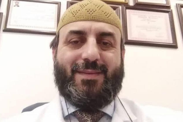 Aşı yaptırmayan doktor korona kurbanı oldu