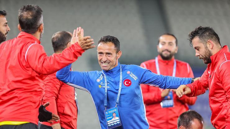 Tarihi zafer sonrası taraftara çağrı!