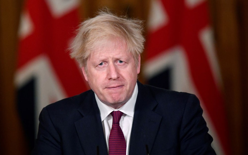 İngiltere Başbakanı Johnson’ın 4 kıdemli yardımcısı istifa etti
