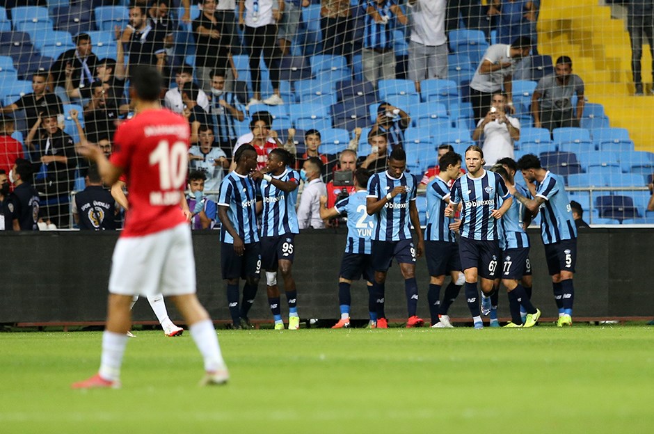 Adana Demirspor 4 golle kazandı