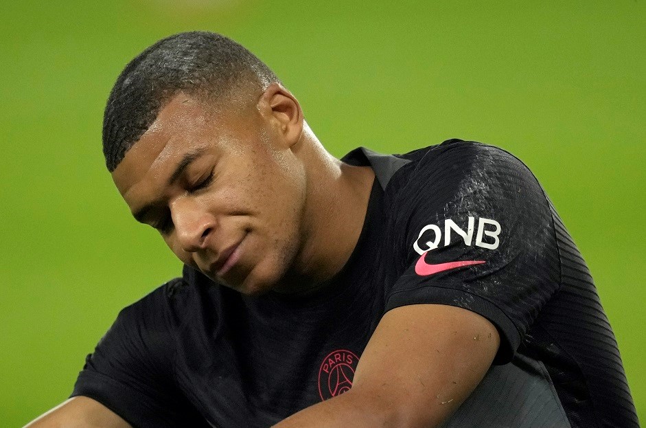 Mbappe, Messi ve Neymar ile anlaşamıyor mu?