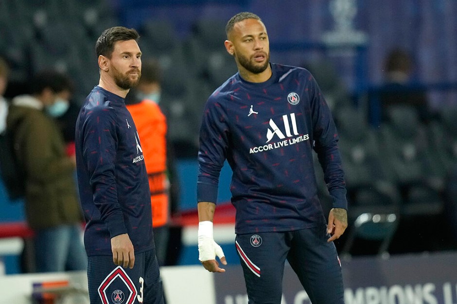 Neymar: İyi futbolcular olduğumuzu sahada kanıtlamalıyız