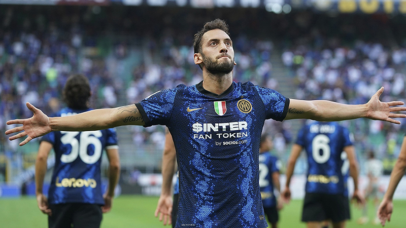 Inter’de Hakan Çalhanoğlu’na yol gözüktü