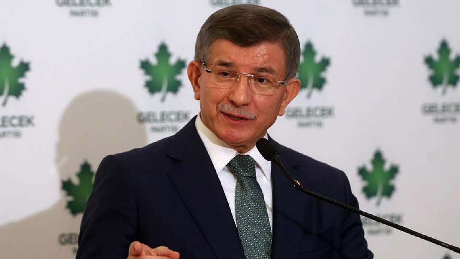 Davutoğlu’nun Van’da geçirdiği asansör kazasına ilişkin açıklama