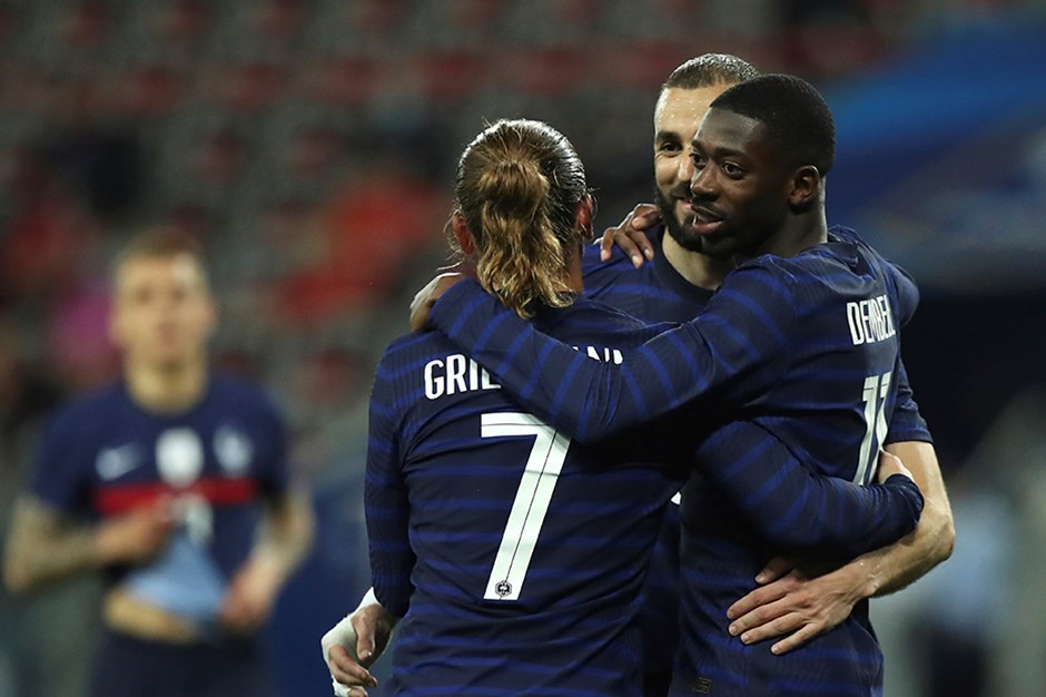 Dembele, Newcastle United yolunda